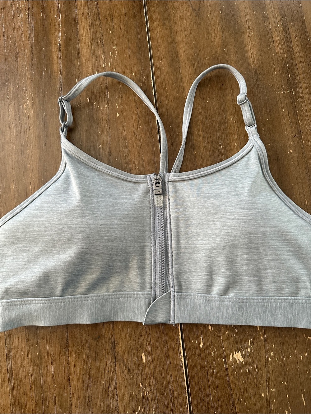 Nike sport bra medium*